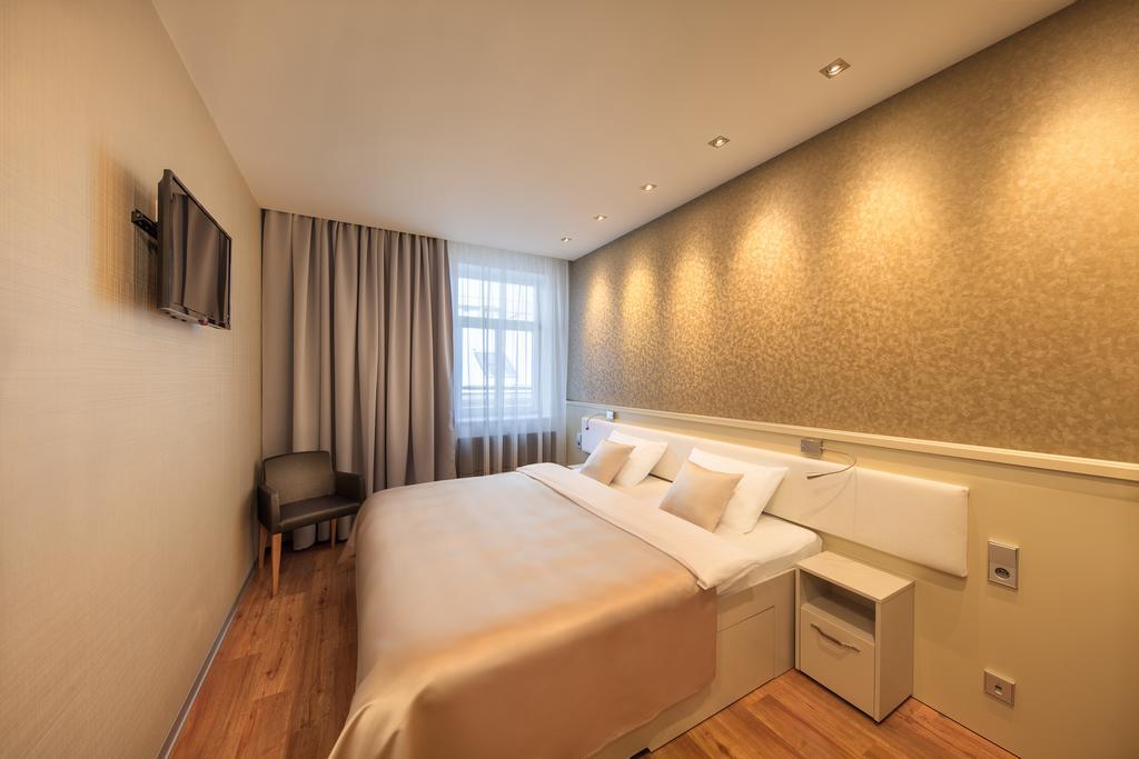 Ametyst Hotel Praha Екстер'єр фото